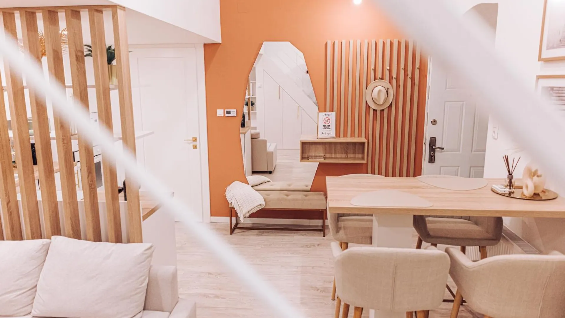 Stylish Apartments At Ruin Pub District Budapest