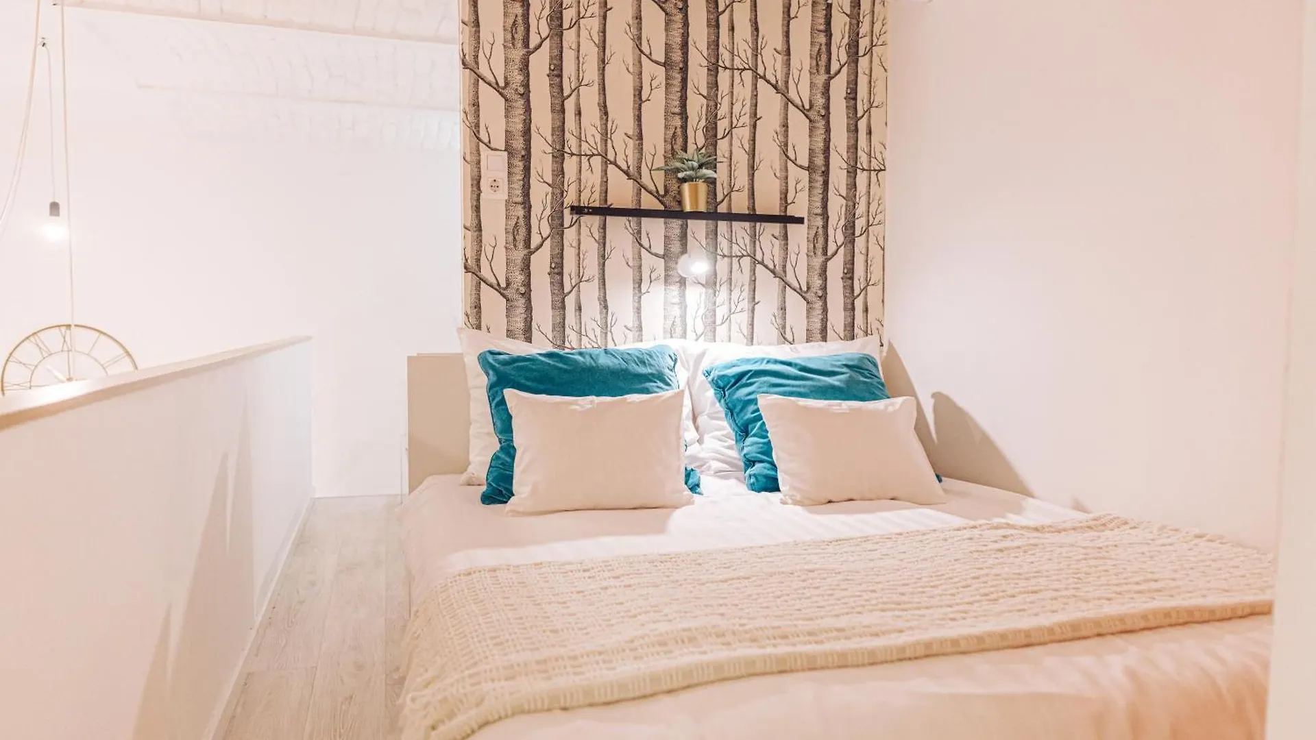 Stylish Apartments At Ruin Pub District Budapest