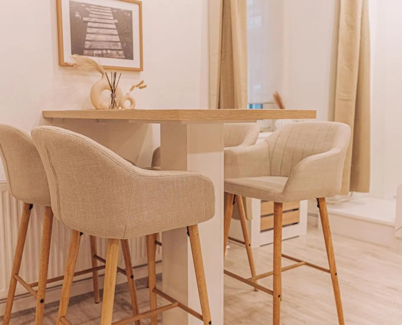 Stylish Apartments At Ruin Pub District Budapest